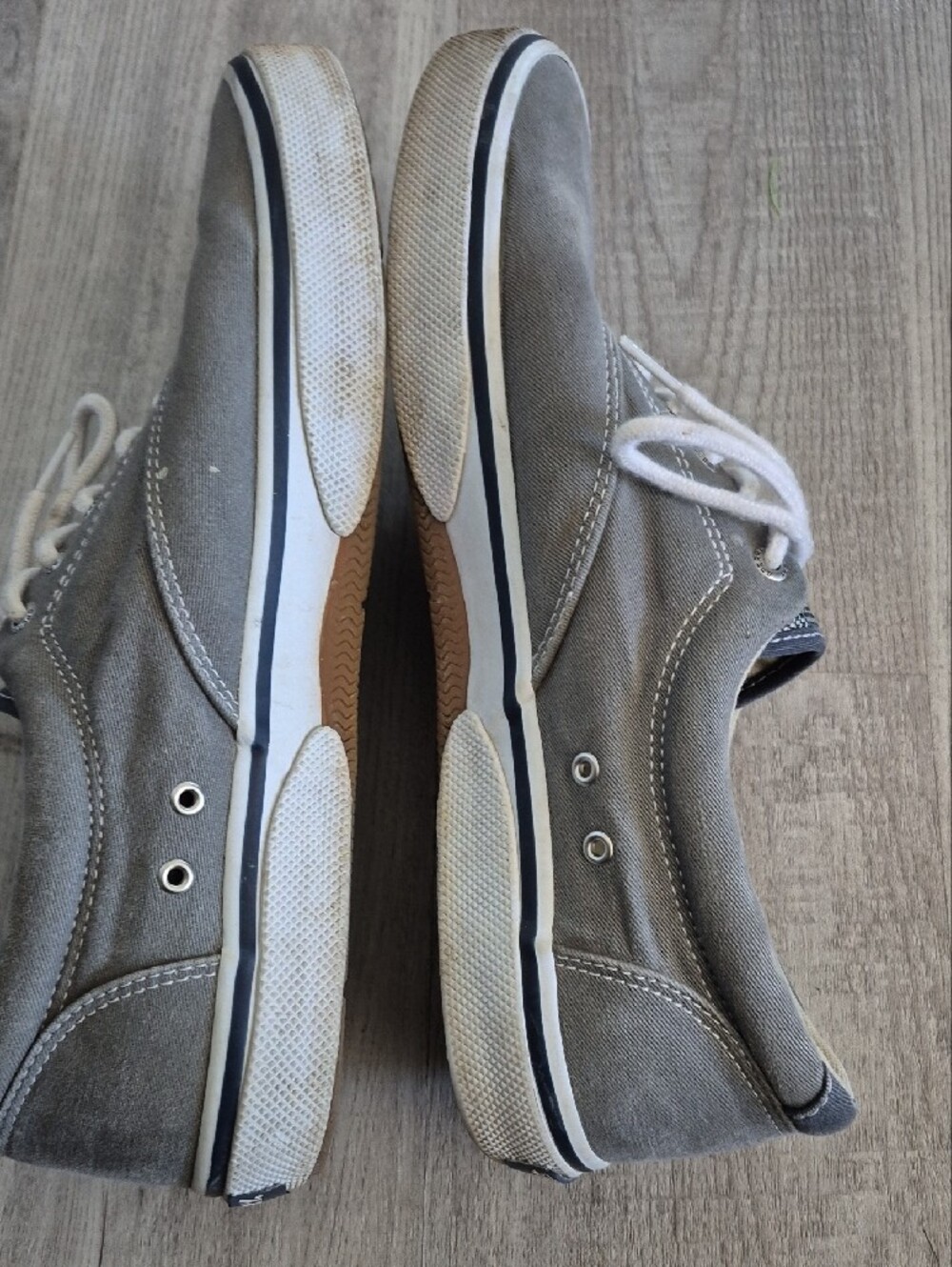 Sperry Men's Gray Canvas Boat Shoes with White Laces - Picture 6 of 11